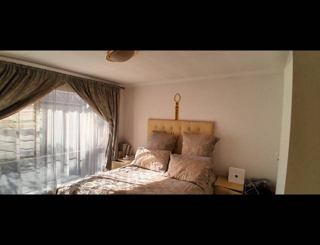 2 BEDROOM SECTIONAL TITLE FOR SALE IN BENONI CENTRAL